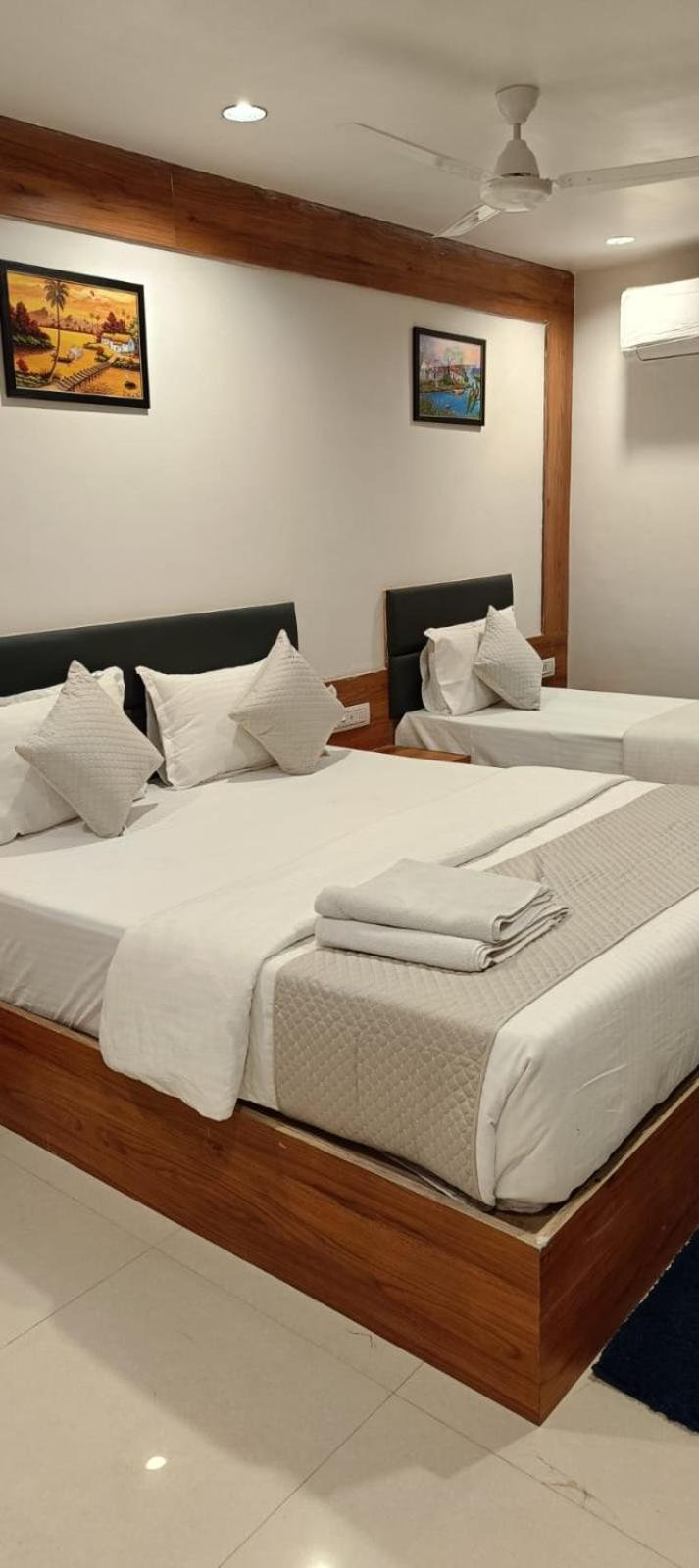 Hotel Royal Relax Gándhínagar Exteriér fotografie