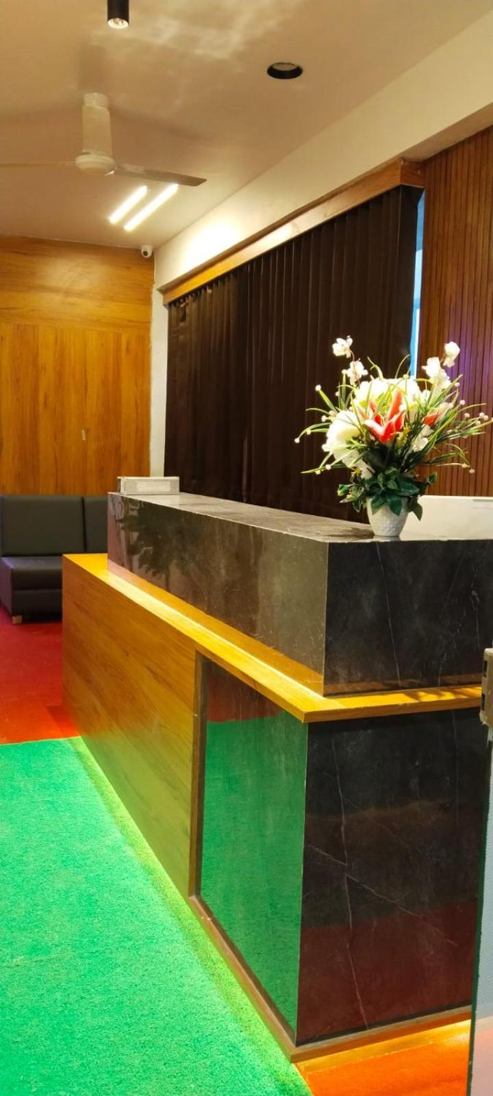 Hotel Royal Relax Gándhínagar Exteriér fotografie